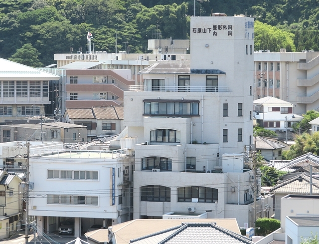 病院外観