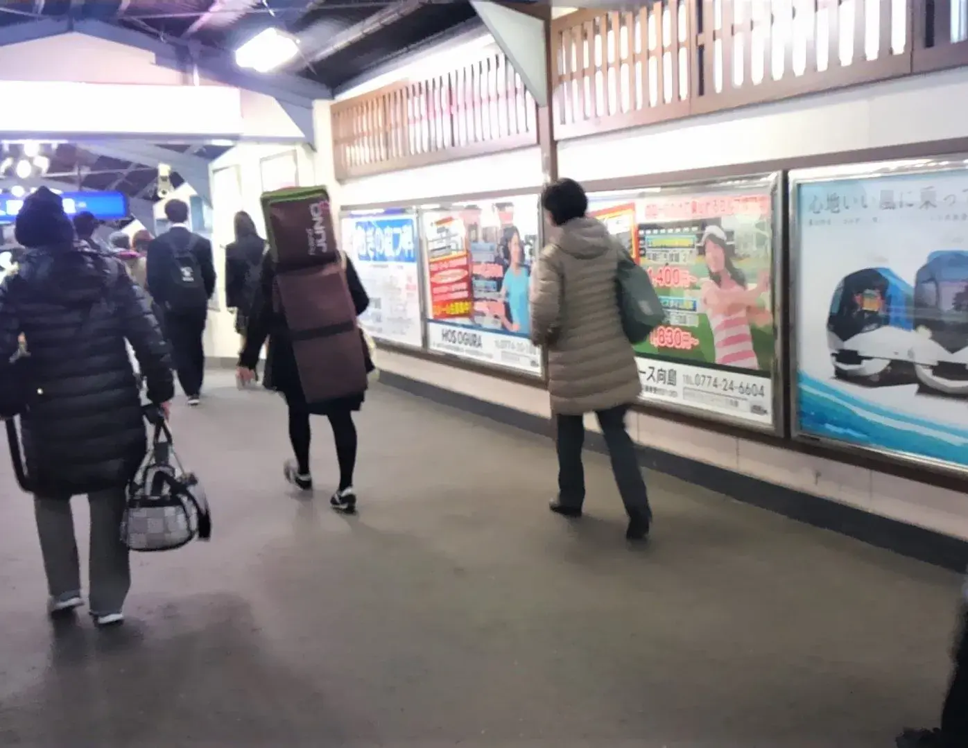 駅構内広告（引き2）