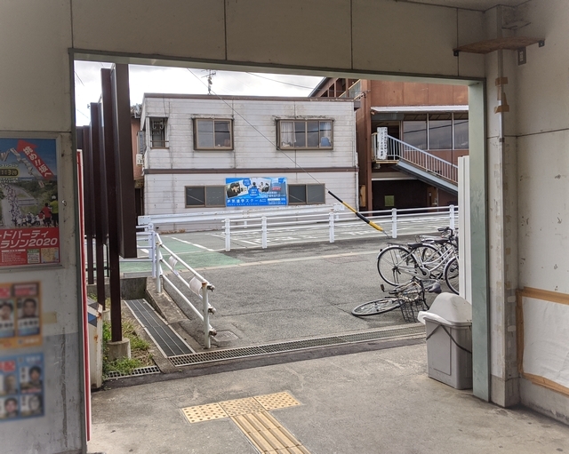屋外看板広告(遠景)