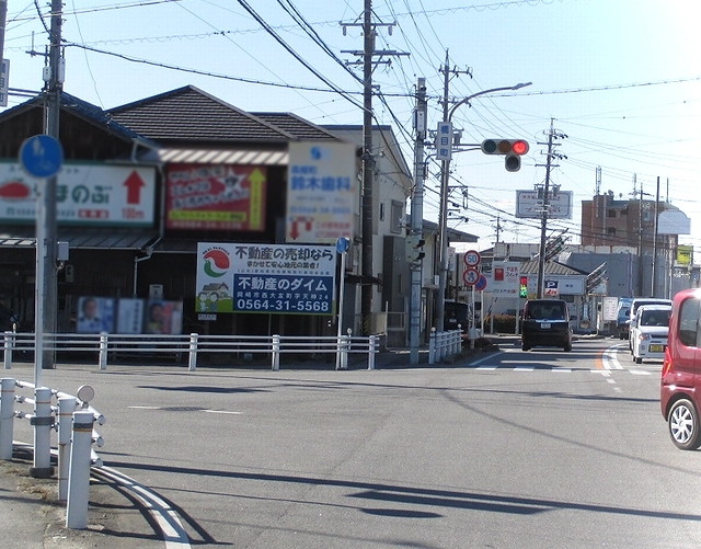 屋外看板(引き)