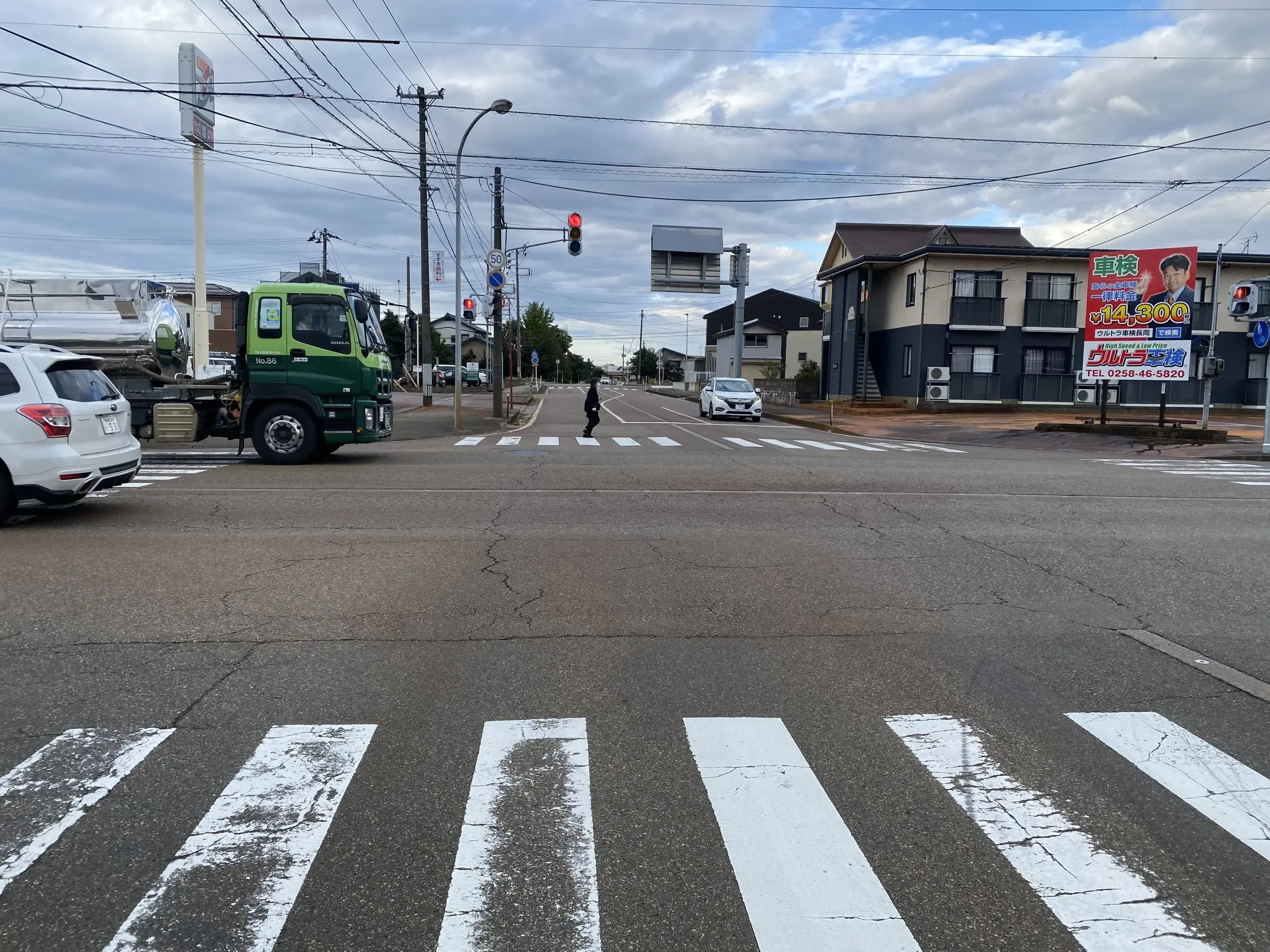 屋外看板(引き)