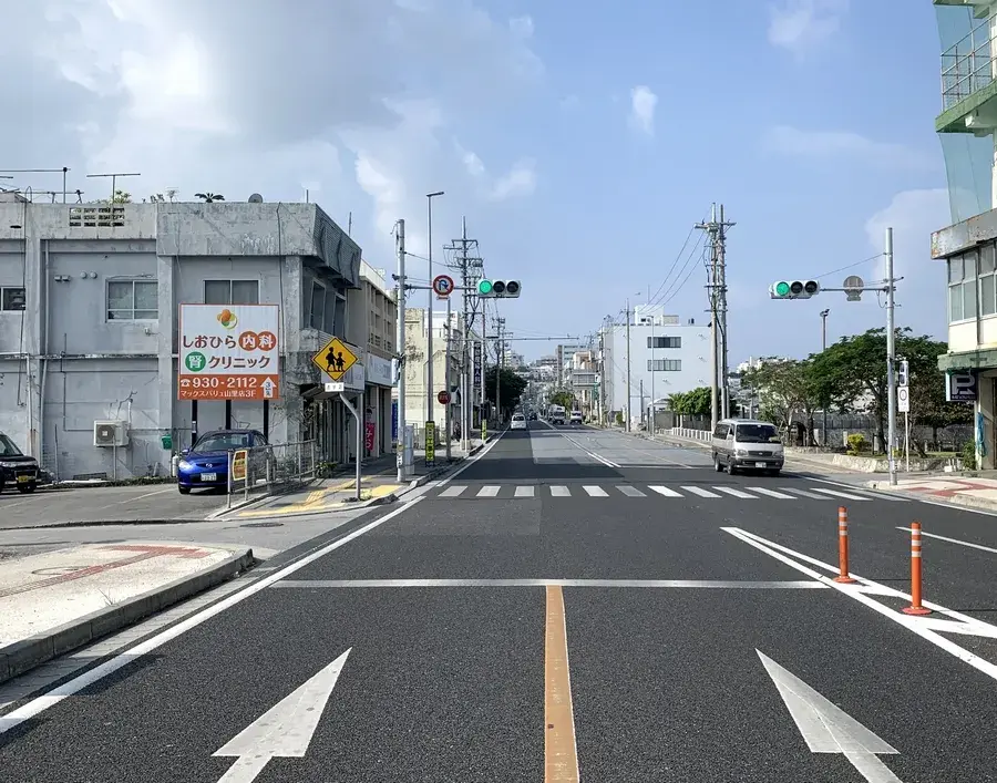 屋外看板（引き2）